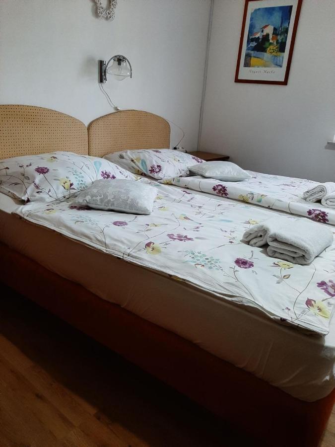 Отель Apartmaji, Sobe - Obzidje Пиран Экстерьер фото